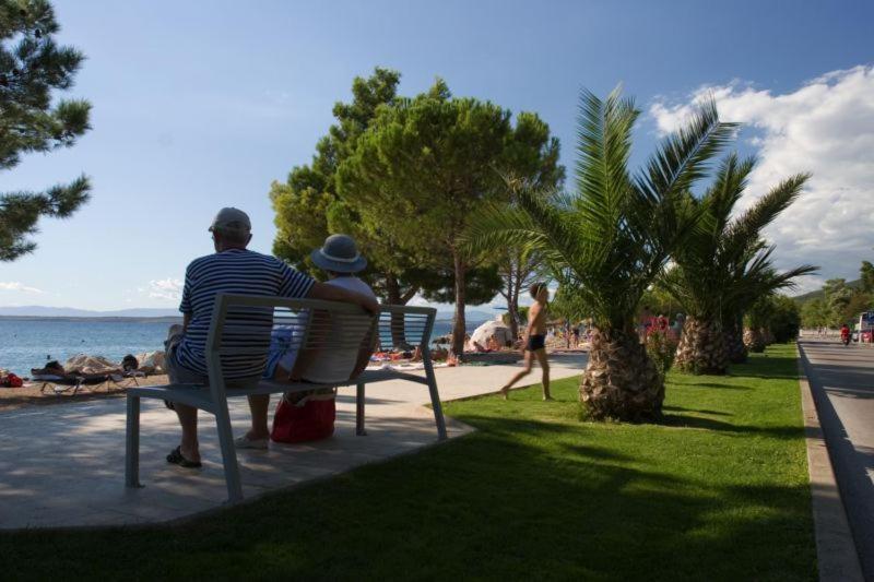 Apartments Flora Crikvenica Εξωτερικό φωτογραφία